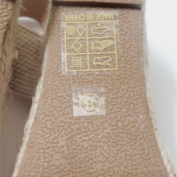 Tru Comfort Foam Journee Monte Espadrilles Womens size 8 closed toe Wedge NWOT - Picture 6 of 8